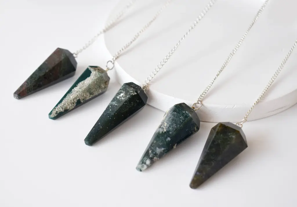 PEND-FAC-MOS (8).webp