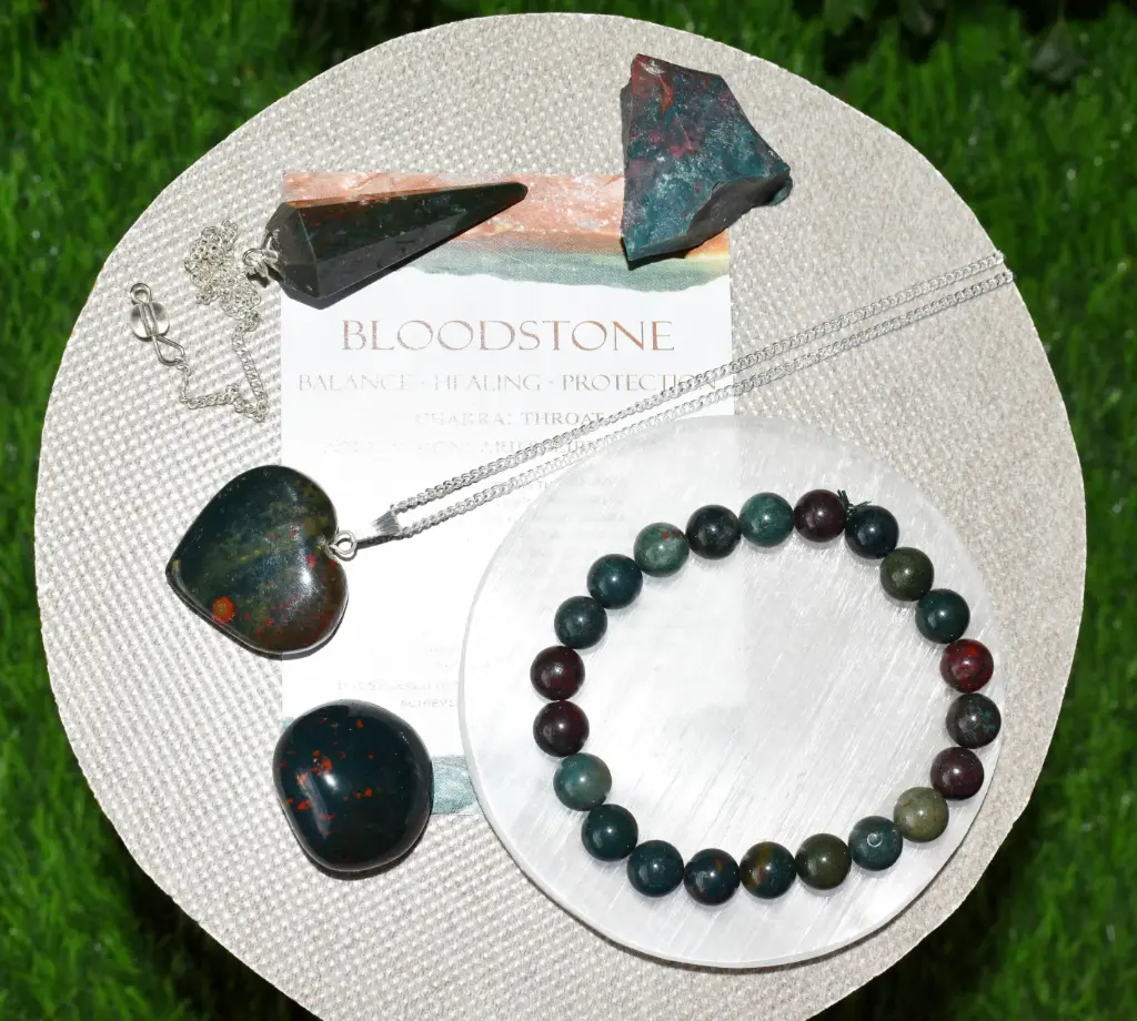 [kit-bds-6p] Bloodstone Stone Healing Crystal Kit