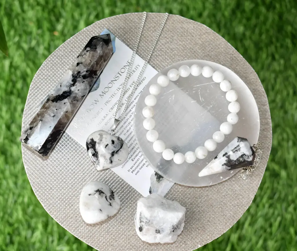 [kit-rain-7p] Rainbow Moonstone Healing Crystal Kit