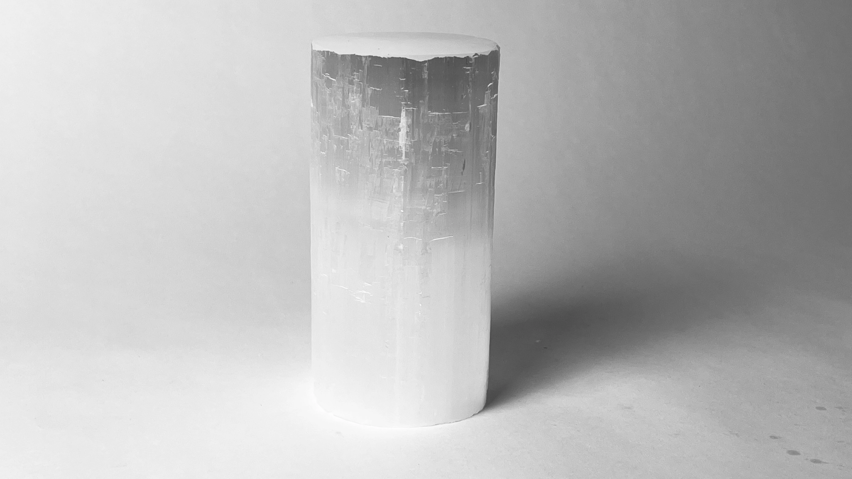 Selenite Lamp Flat Top 10"